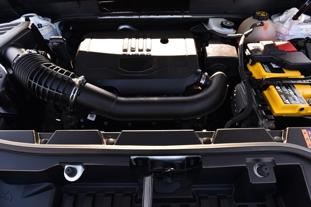 GMC Acadia Vehicle Full-screen Gallery Image 29