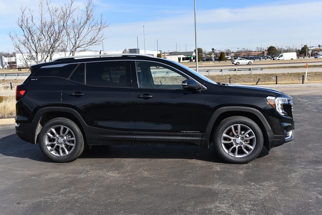 GMC Terrain Vehicle Image 05