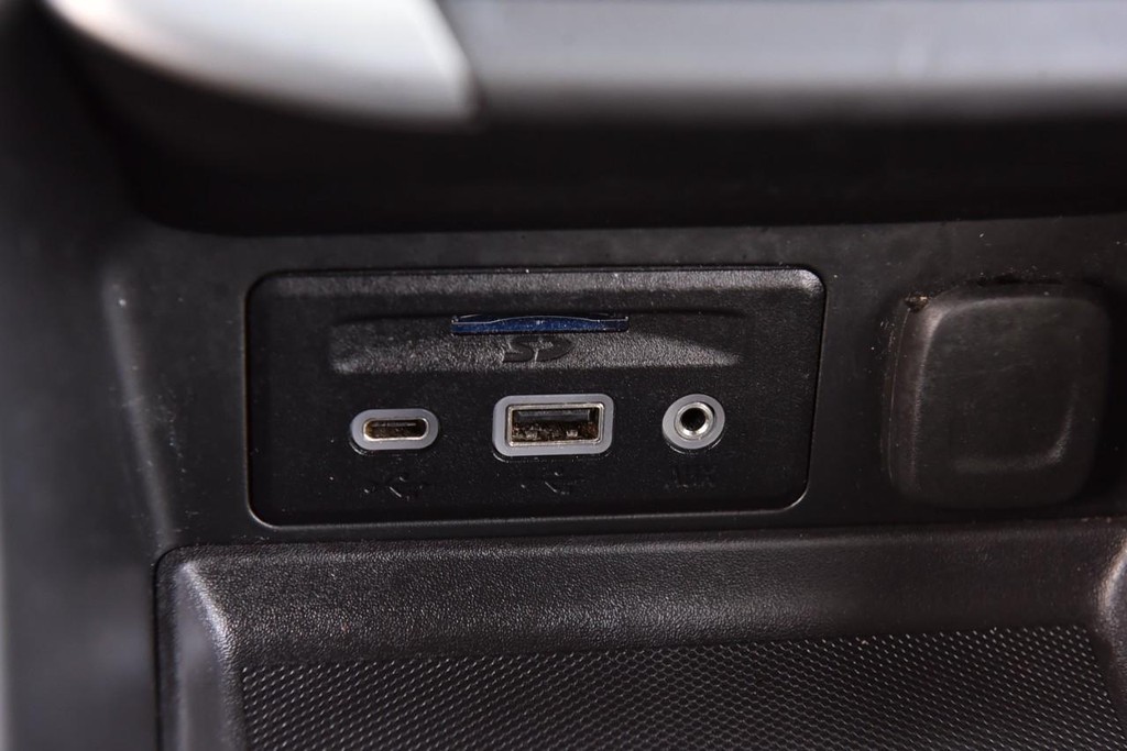 GMC Terrain Vehicle Image 17