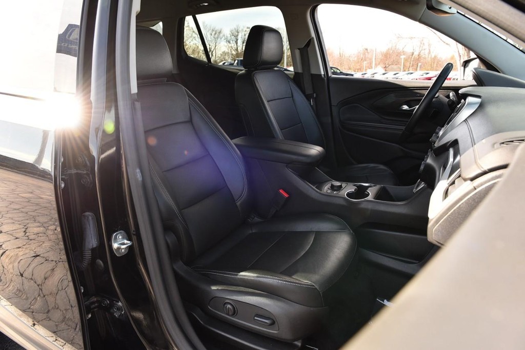GMC Terrain Vehicle Image 22