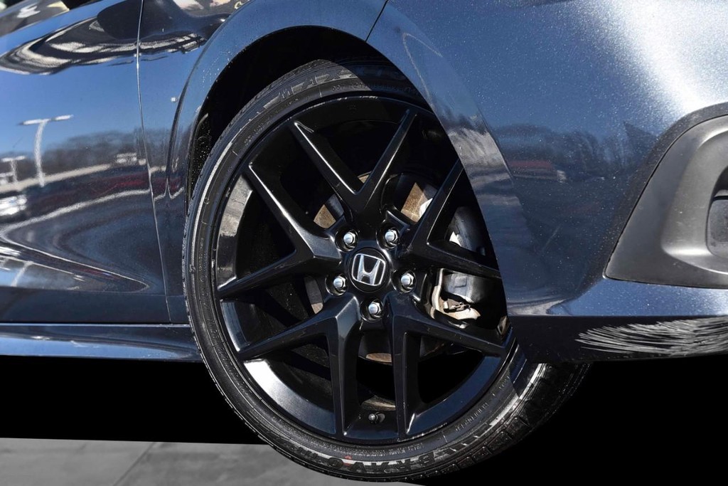 Honda Civic Sedan Vehicle Image 03