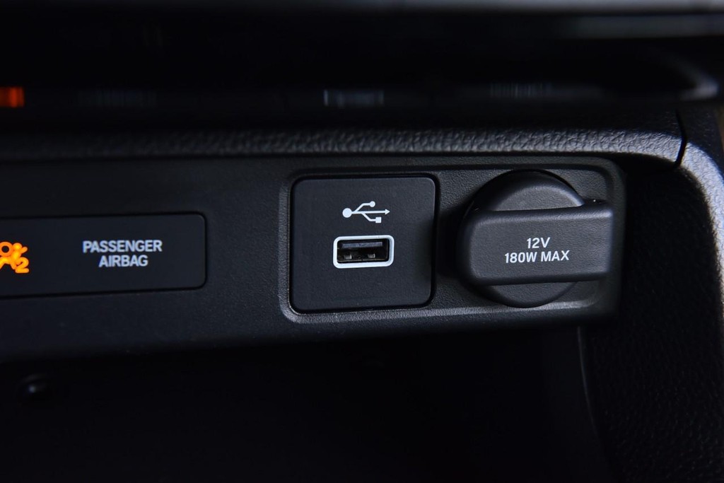 Honda Civic Sedan Vehicle Image 16