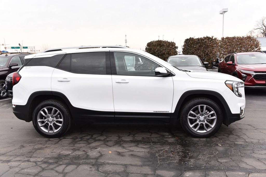 GMC Terrain Vehicle Image 05