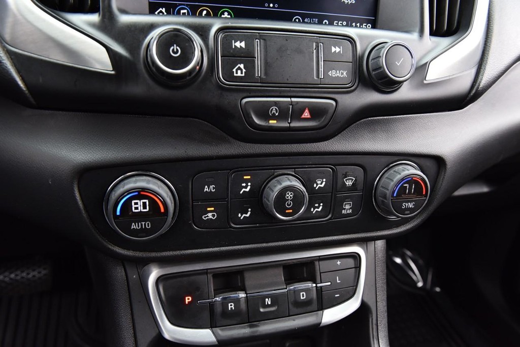 GMC Terrain Vehicle Image 15