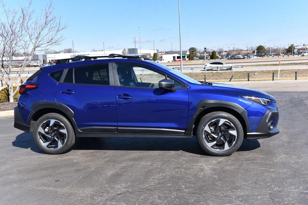 Subaru Crosstrek Vehicle Full-screen Gallery Image 5