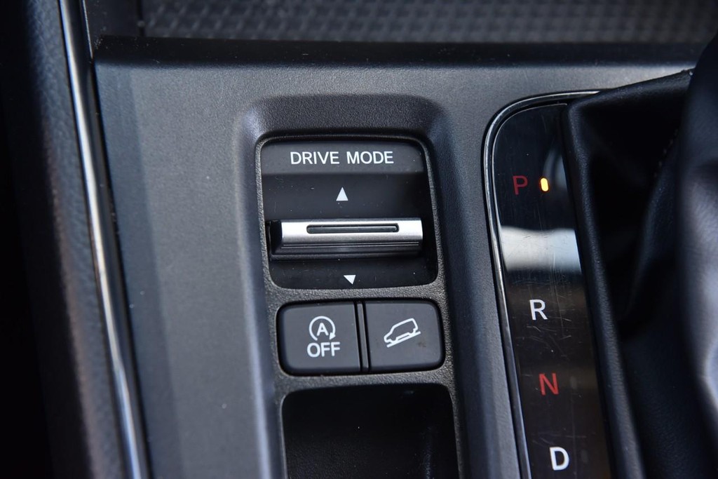 Honda CR-V Vehicle Image 19