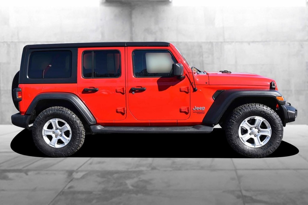 Jeep Wrangler Unlimited Vehicle Image 05