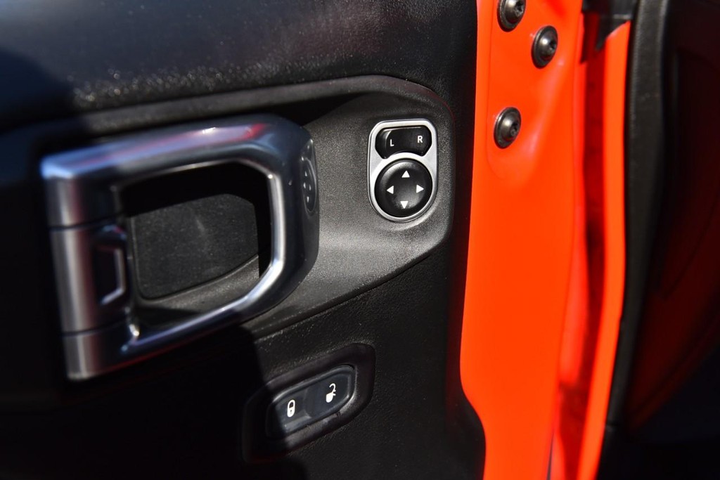 Jeep Wrangler Unlimited Vehicle Image 08