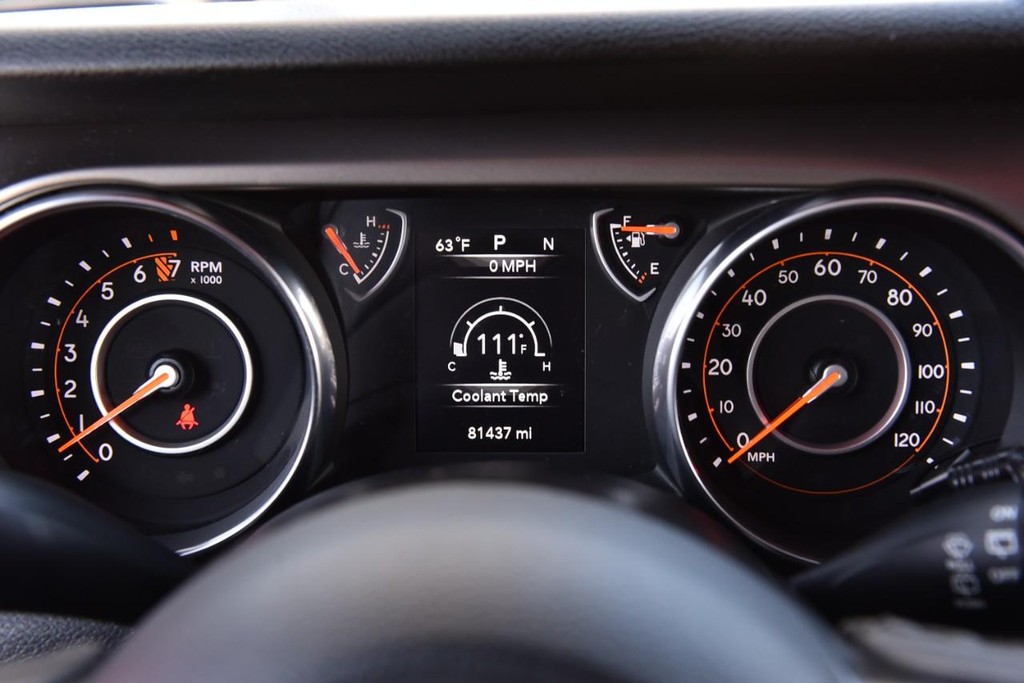 Jeep Wrangler Unlimited Vehicle Image 11