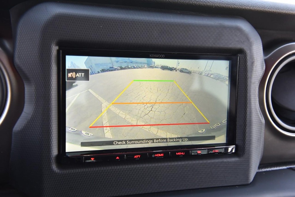 Jeep Wrangler Unlimited Vehicle Image 12