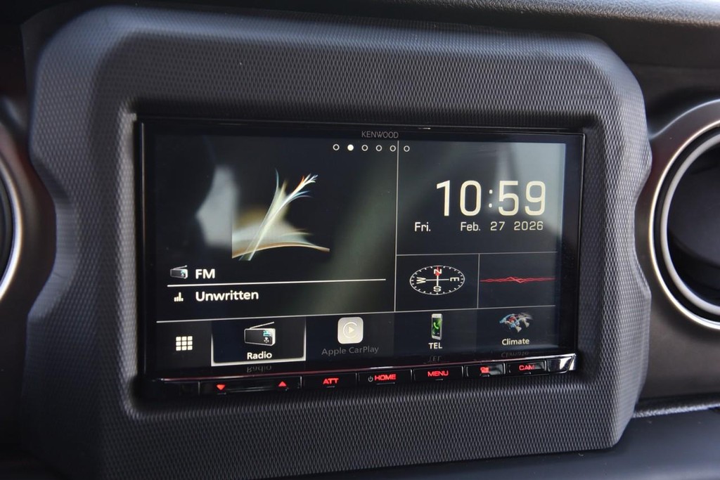 Jeep Wrangler Unlimited Vehicle Image 13