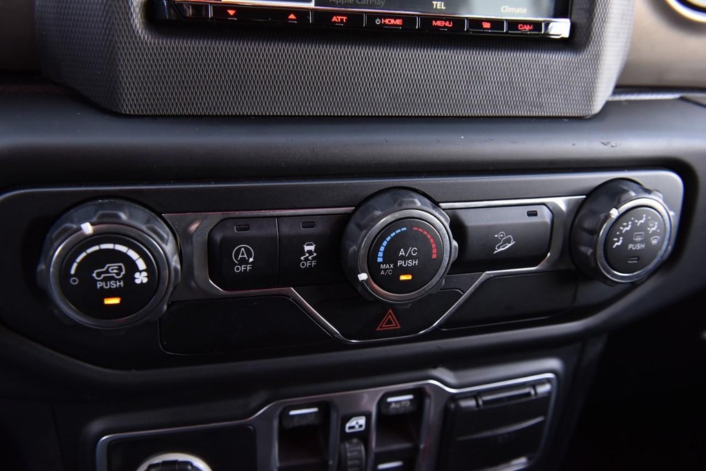 Jeep Wrangler Unlimited Vehicle Image 14