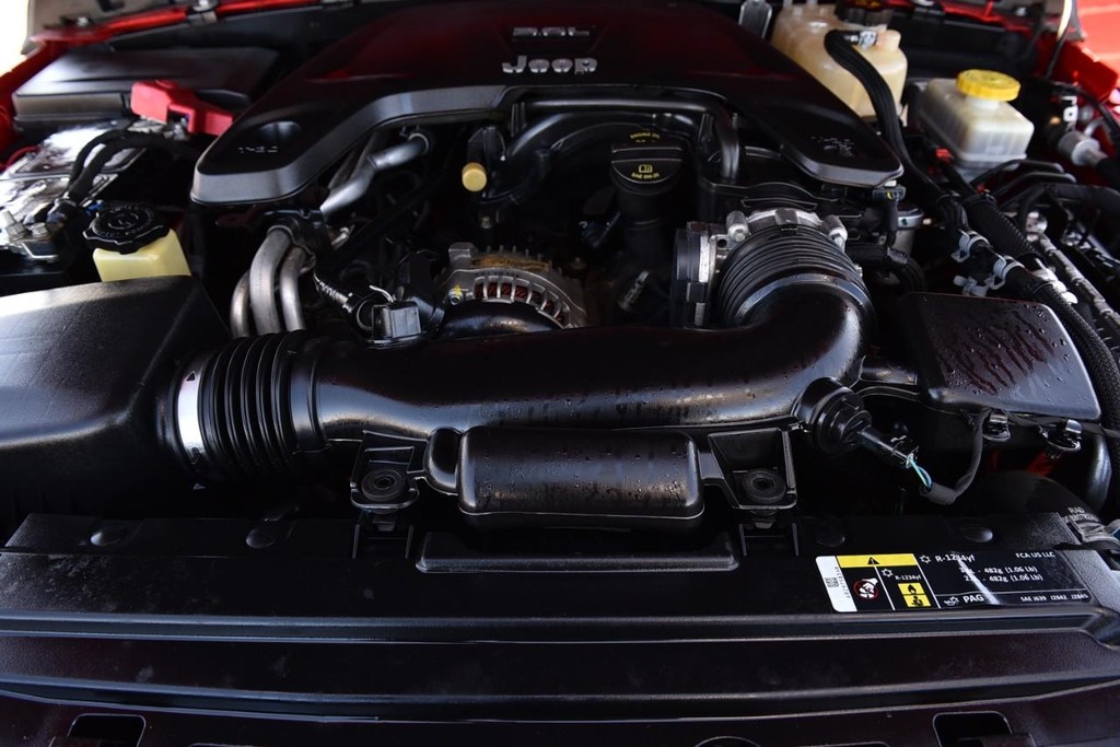 Jeep Wrangler Unlimited Vehicle Image 25