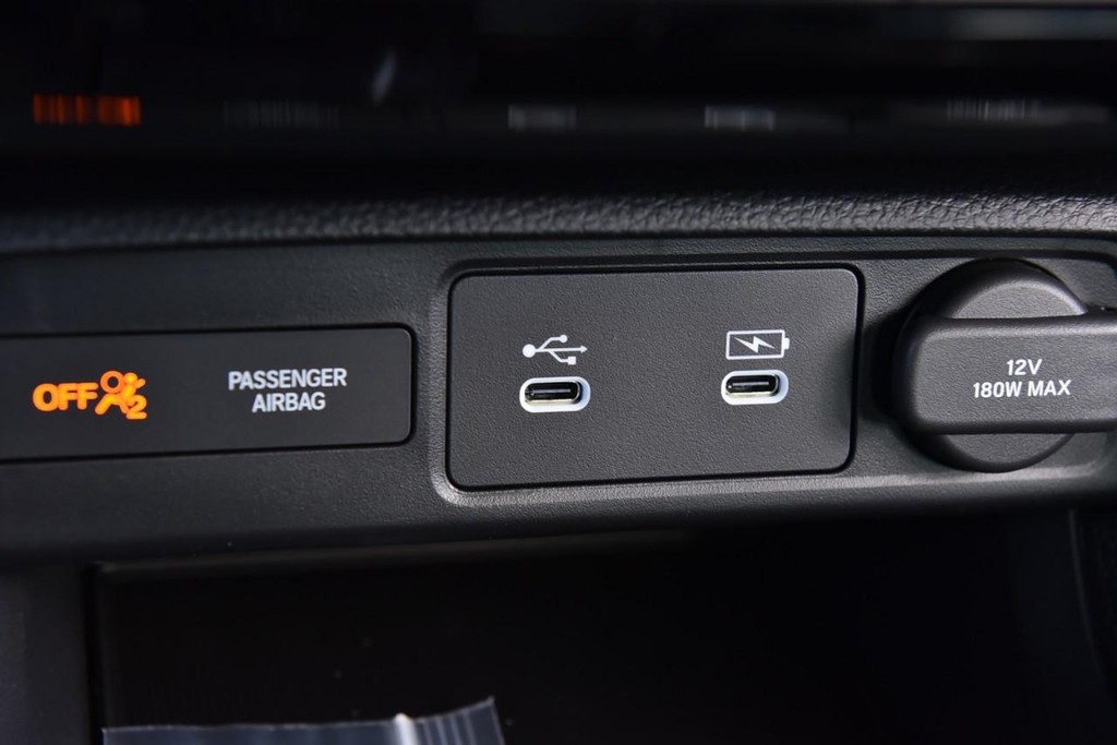 Honda Civic Sedan Vehicle Full-screen Gallery Image 17