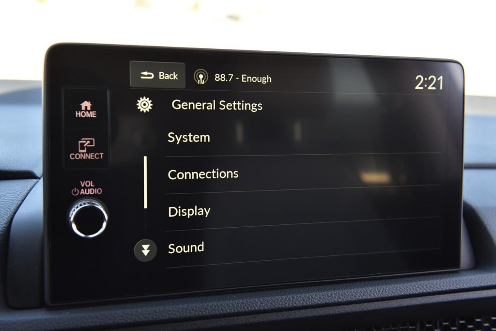 Honda CR-V Vehicle Full-screen Gallery Image 12