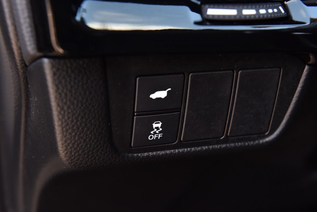 Honda CR-V Vehicle Full-screen Gallery Image 11