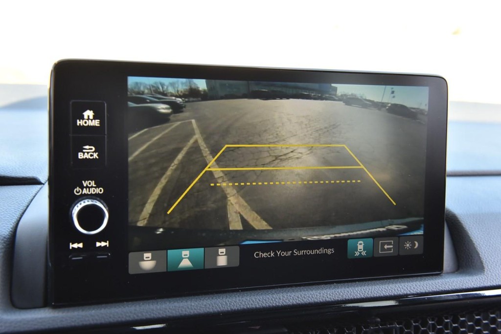 Honda CR-V Vehicle Full-screen Gallery Image 13