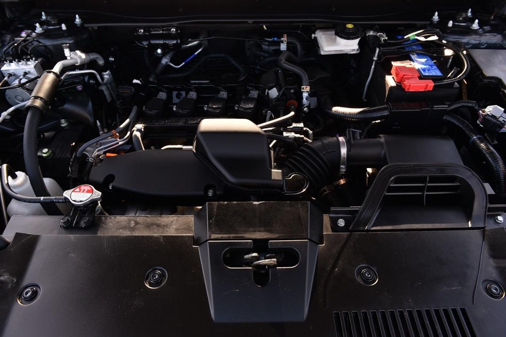 Honda CR-V Vehicle Full-screen Gallery Image 30