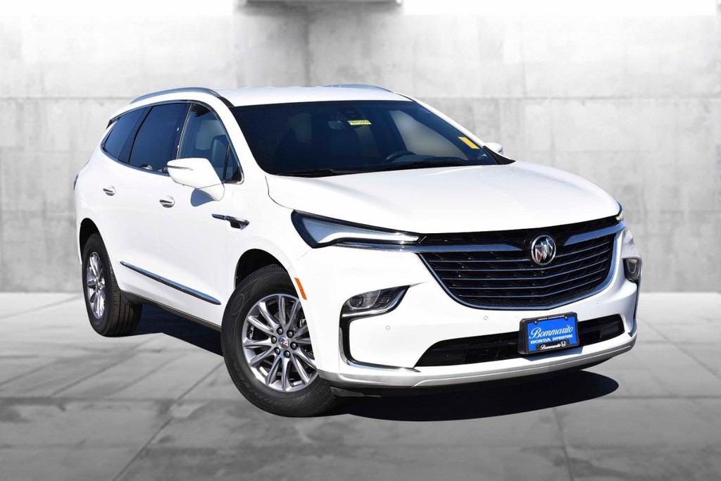 Buick Enclave Vehicle Full-screen Gallery Image 2