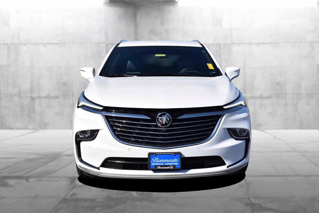 Buick Enclave Vehicle Full-screen Gallery Image 4