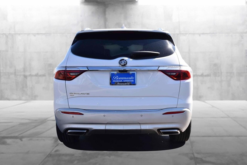 Buick Enclave Vehicle Full-screen Gallery Image 6
