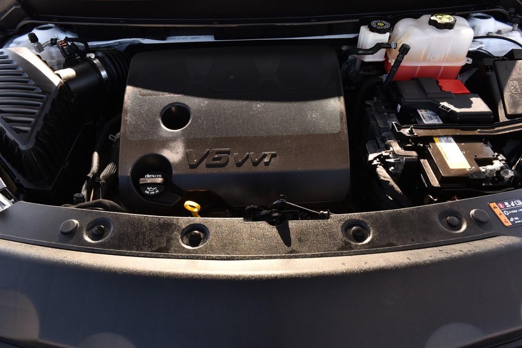 Buick Enclave Vehicle Full-screen Gallery Image 30