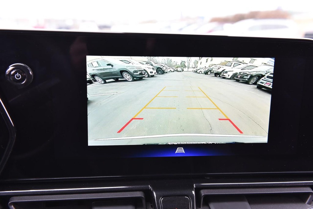 Chevrolet TrailBlazer Vehicle Image 11