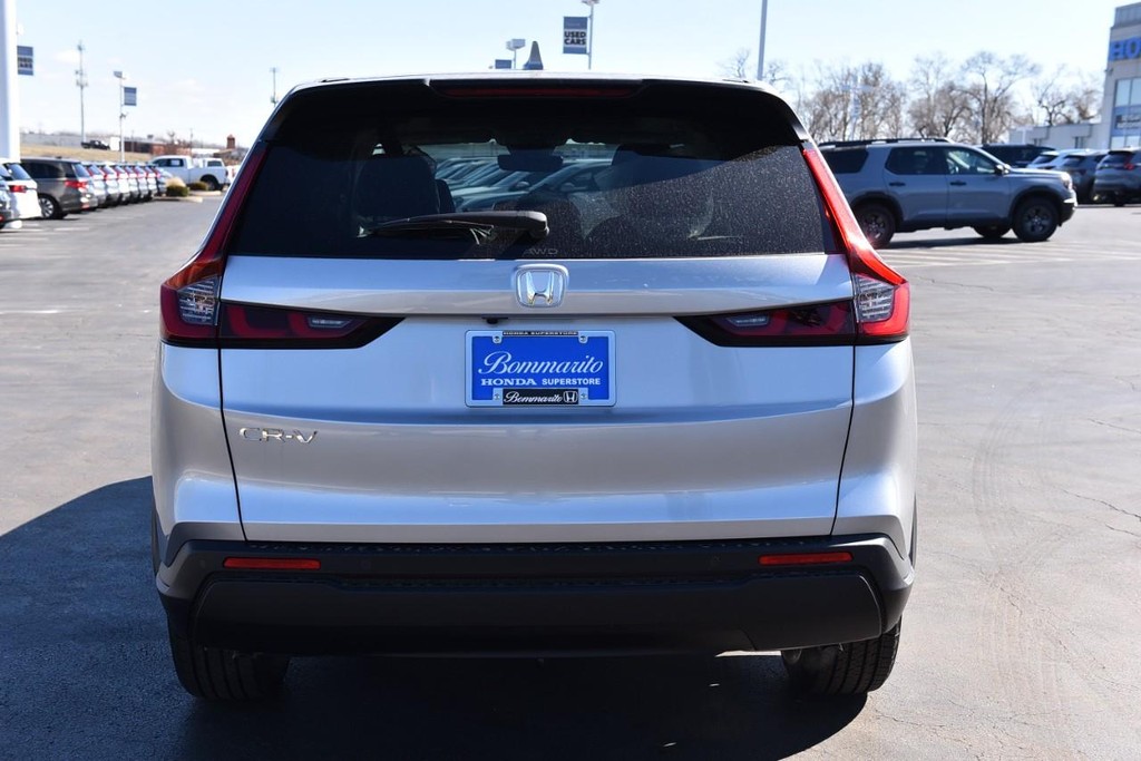 Honda CR-V Vehicle Full-screen Gallery Image 6