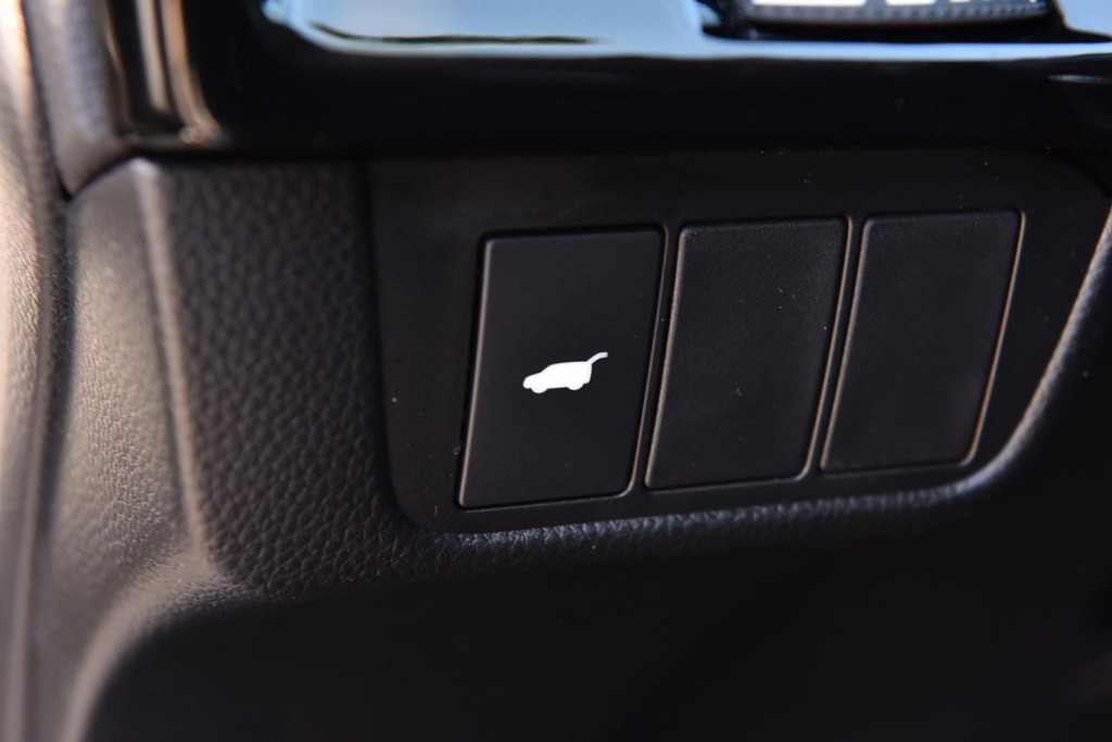 Honda CR-V Vehicle Full-screen Gallery Image 11