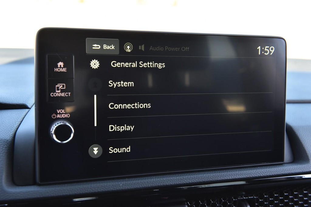 Honda CR-V Vehicle Full-screen Gallery Image 15