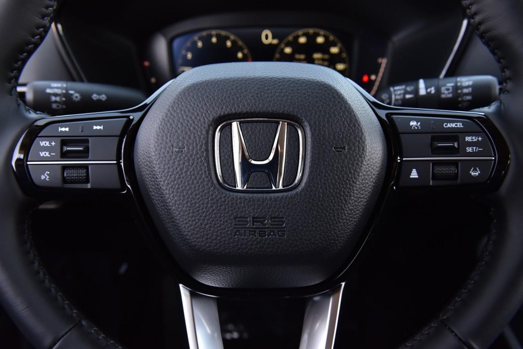 Honda CR-V Vehicle Full-screen Gallery Image 21