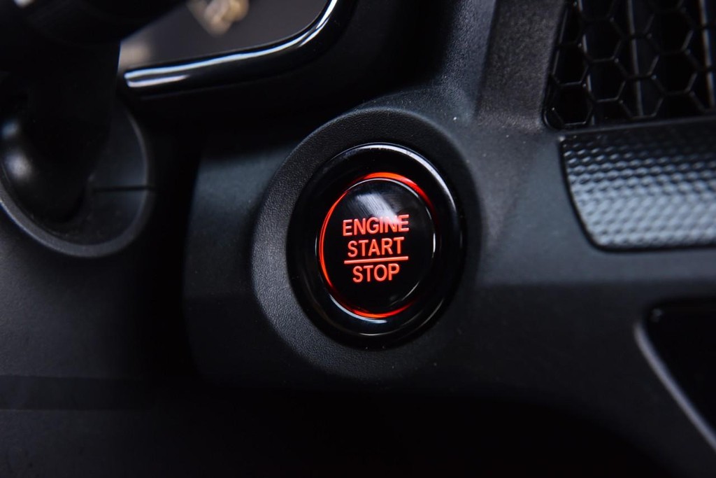 Honda CR-V Vehicle Full-screen Gallery Image 18