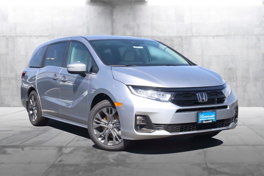 Honda Odyssey Vehicle Image 02