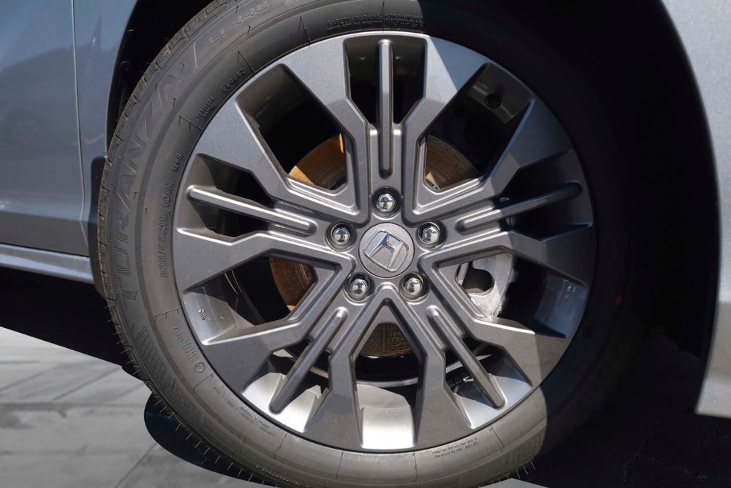 Honda Odyssey Vehicle Image 03