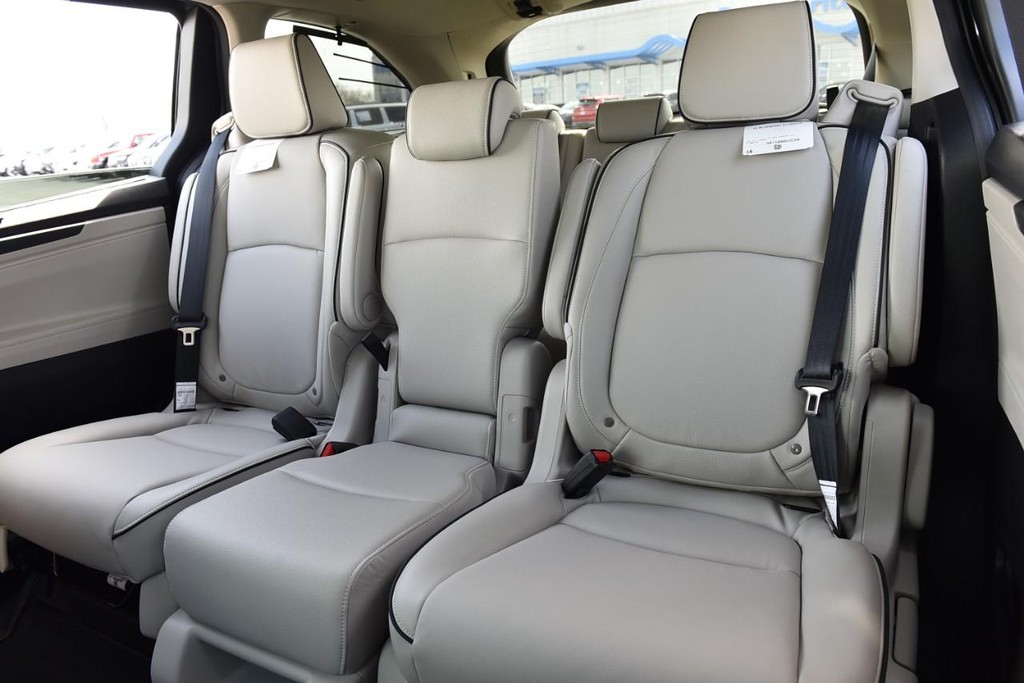 Honda Odyssey Vehicle Image 24