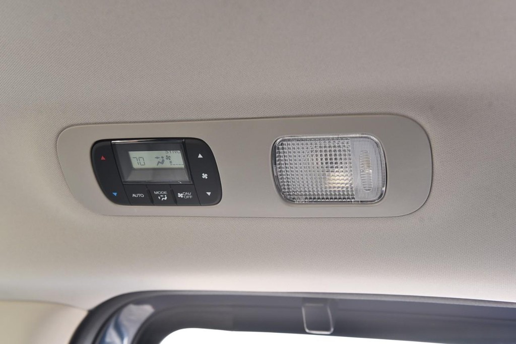 Honda Odyssey Vehicle Image 25