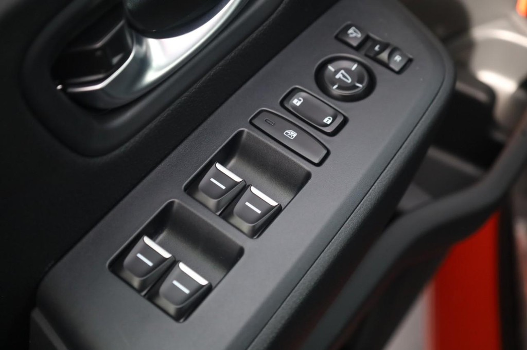 Honda Passport Vehicle Image 11