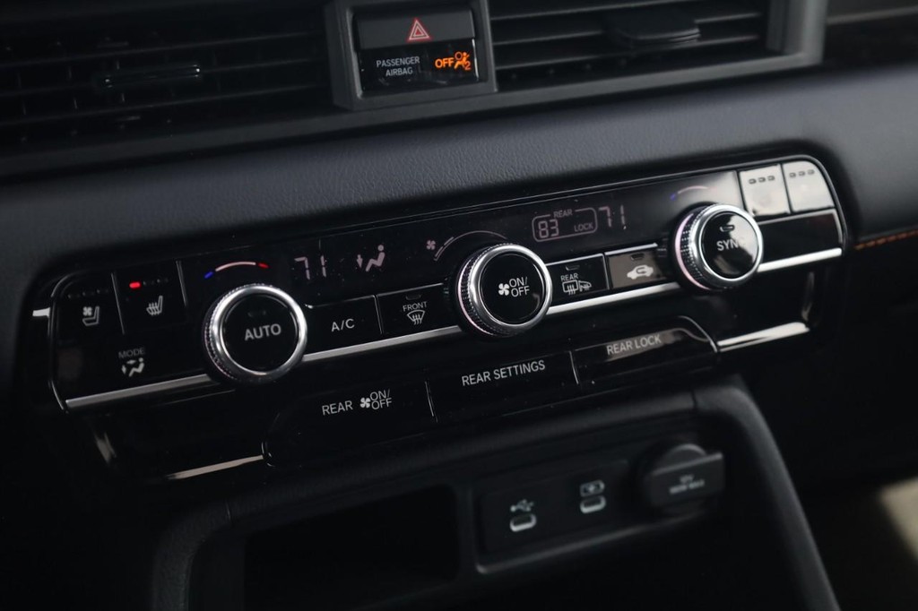 Honda Passport Vehicle Image 17