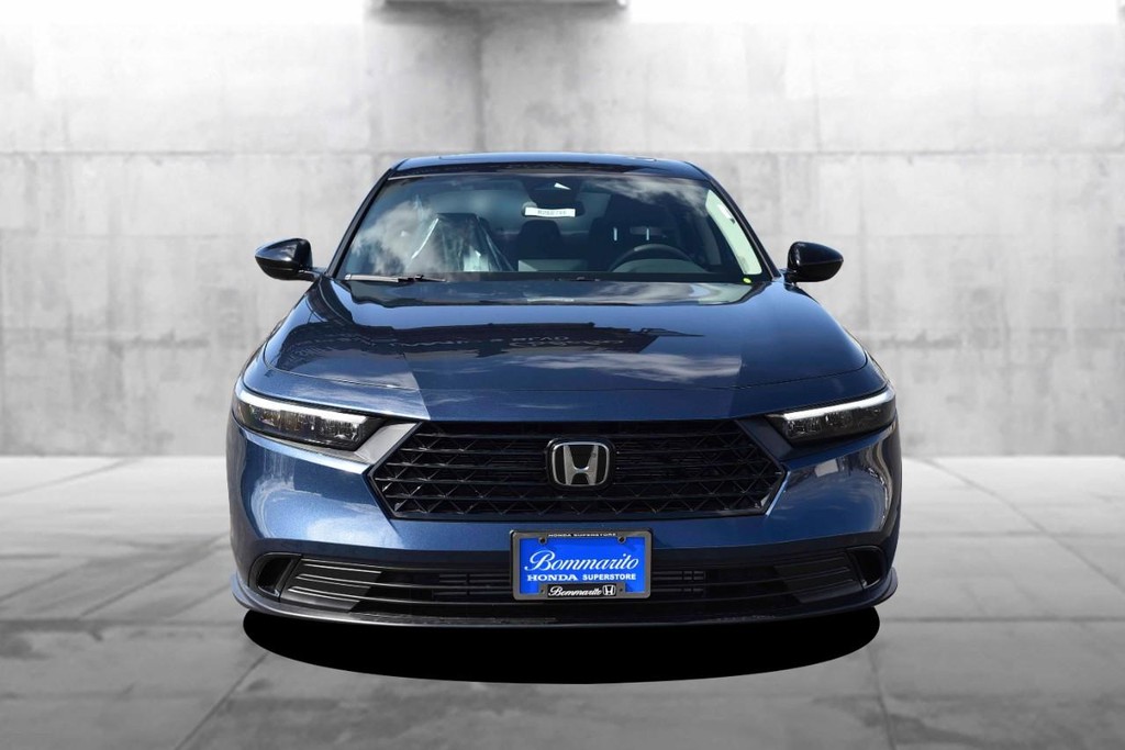 Honda Accord Sedan Vehicle Image 04