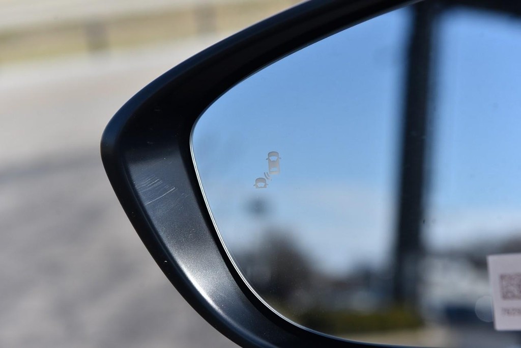 Honda Accord Sedan Vehicle Image 09