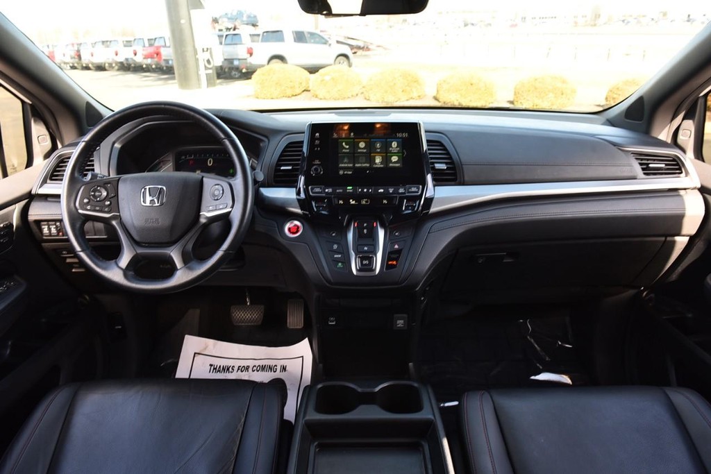 Honda Odyssey Vehicle Full-screen Gallery Image 7