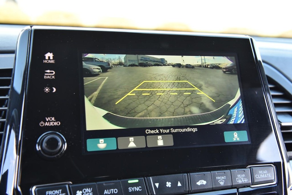 Honda Odyssey Vehicle Full-screen Gallery Image 13