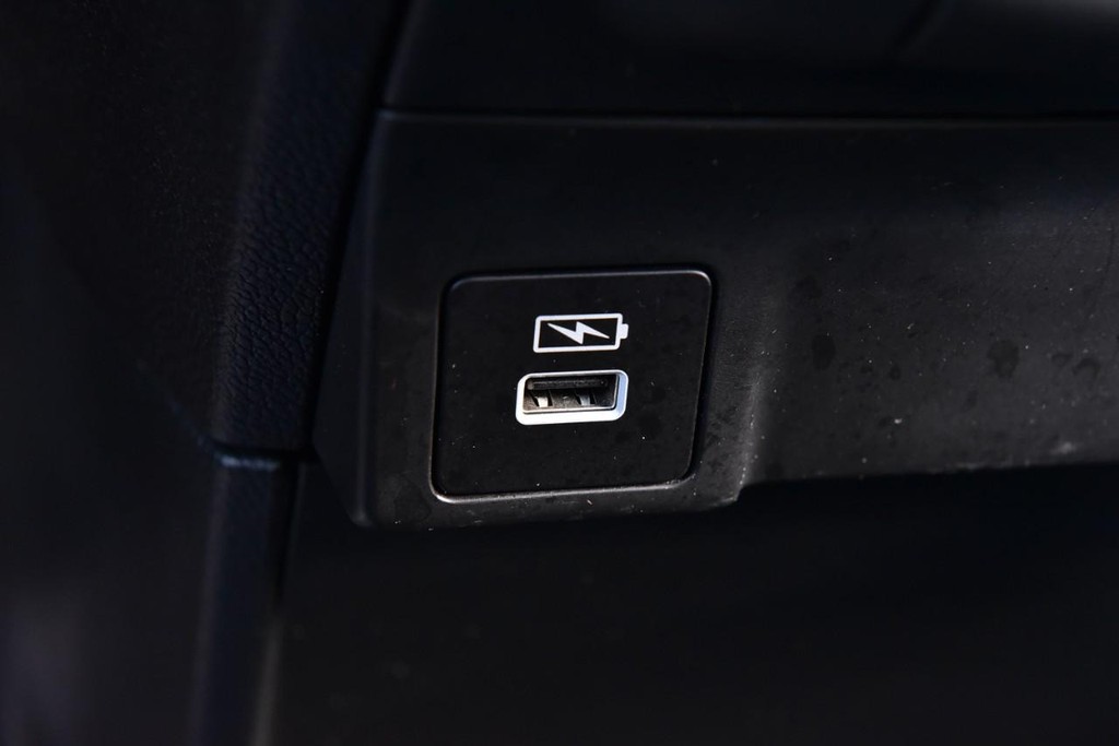 Honda Odyssey Vehicle Full-screen Gallery Image 18