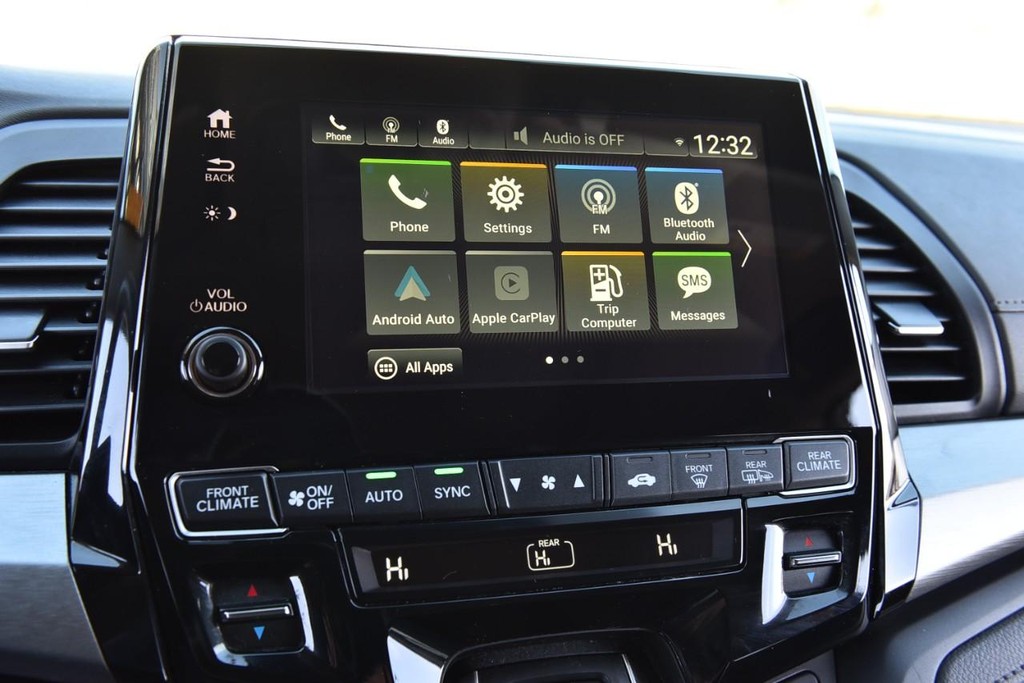 Honda Odyssey Vehicle Full-screen Gallery Image 15