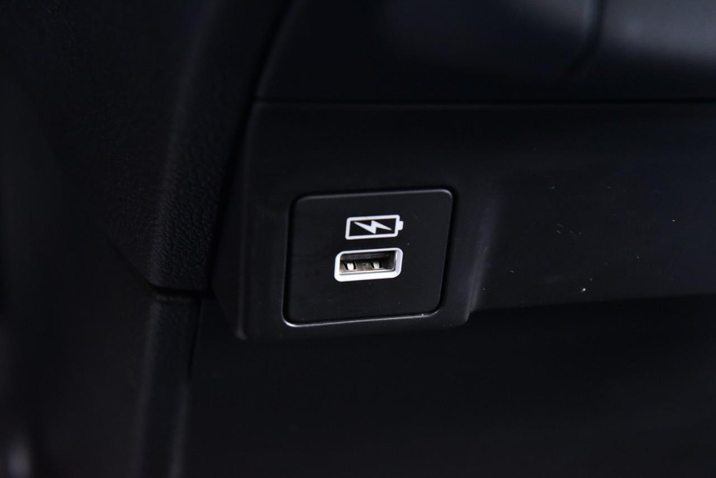 Honda Odyssey Vehicle Full-screen Gallery Image 18