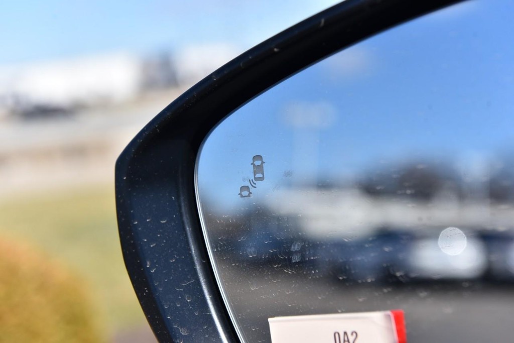 Honda Civic Sedan Vehicle Full-screen Gallery Image 10