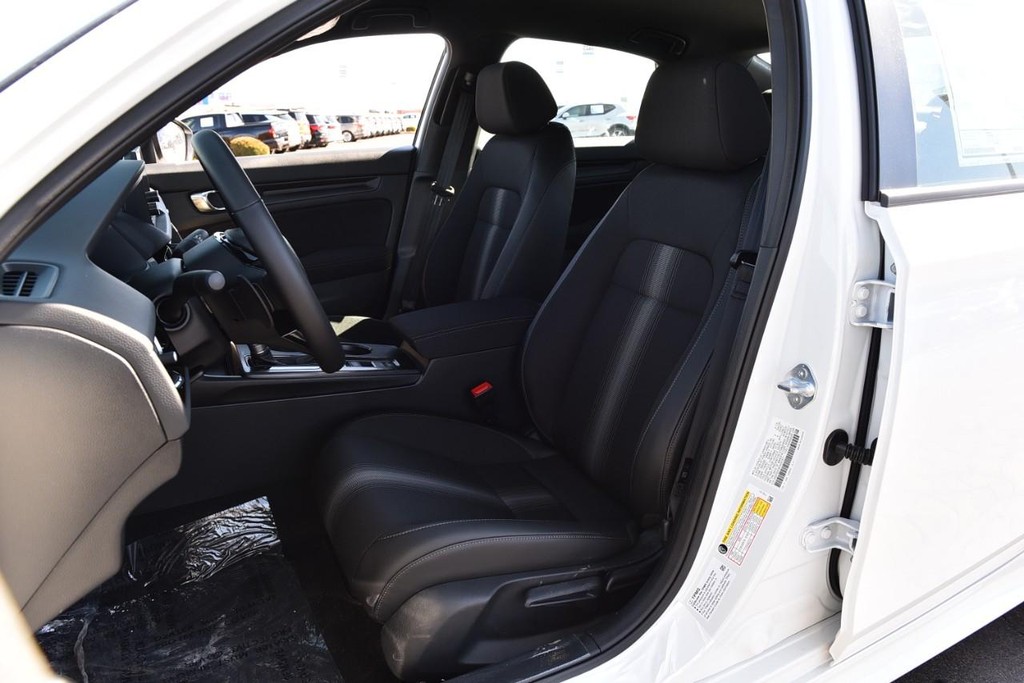 Honda Civic Sedan Vehicle Full-screen Gallery Image 21