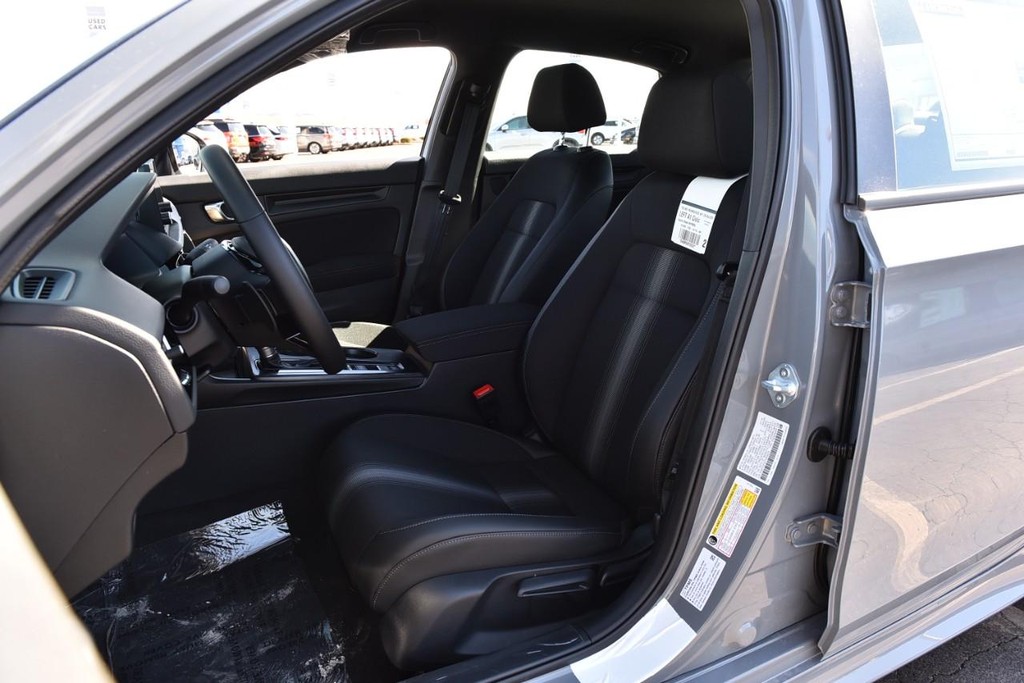 Honda Civic Sedan Vehicle Full-screen Gallery Image 21