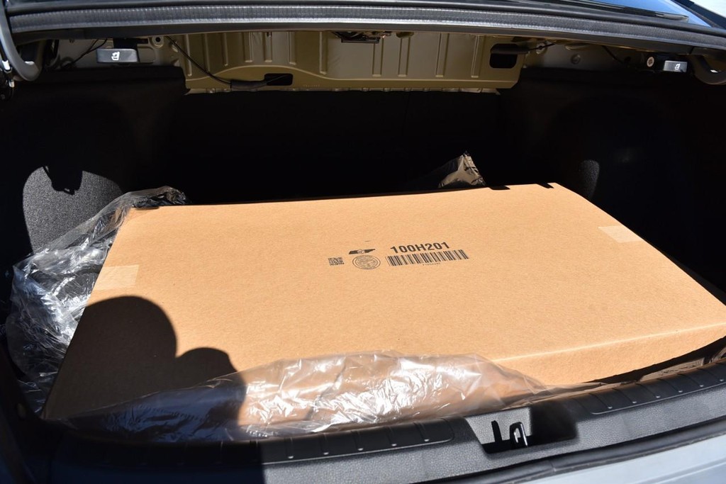 Honda Civic Sedan Vehicle Full-screen Gallery Image 24