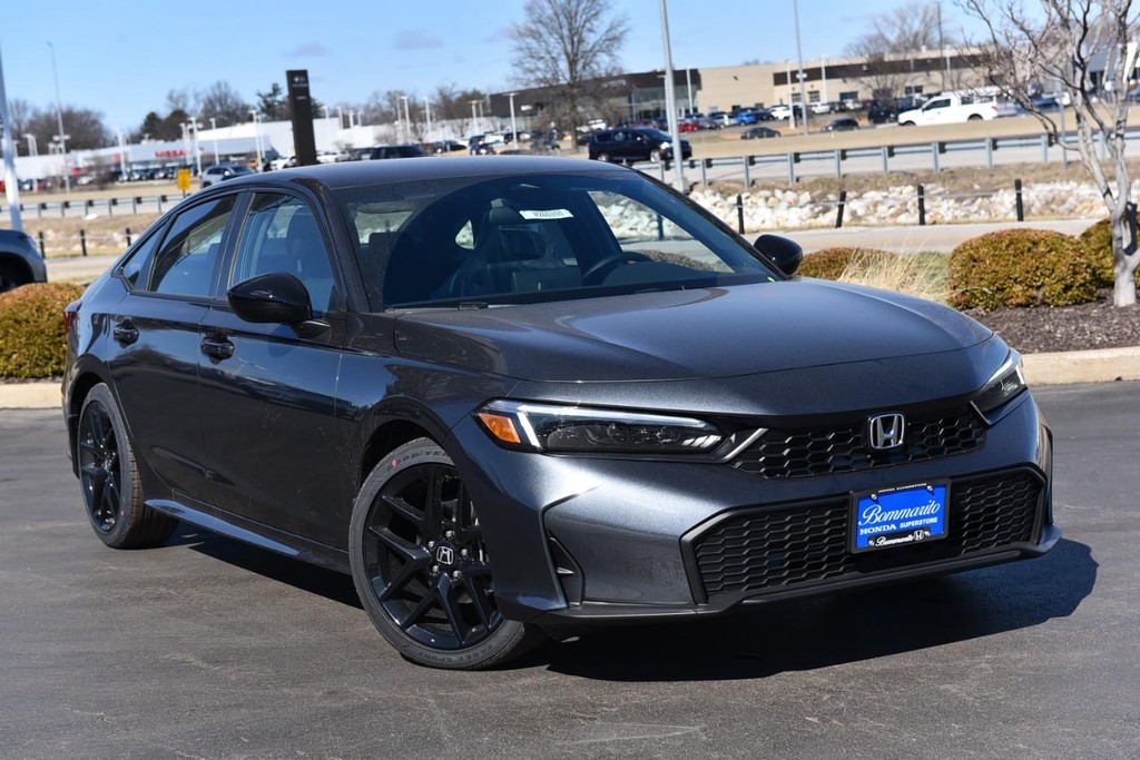 Honda Civic Sedan Vehicle Full-screen Gallery Image 2